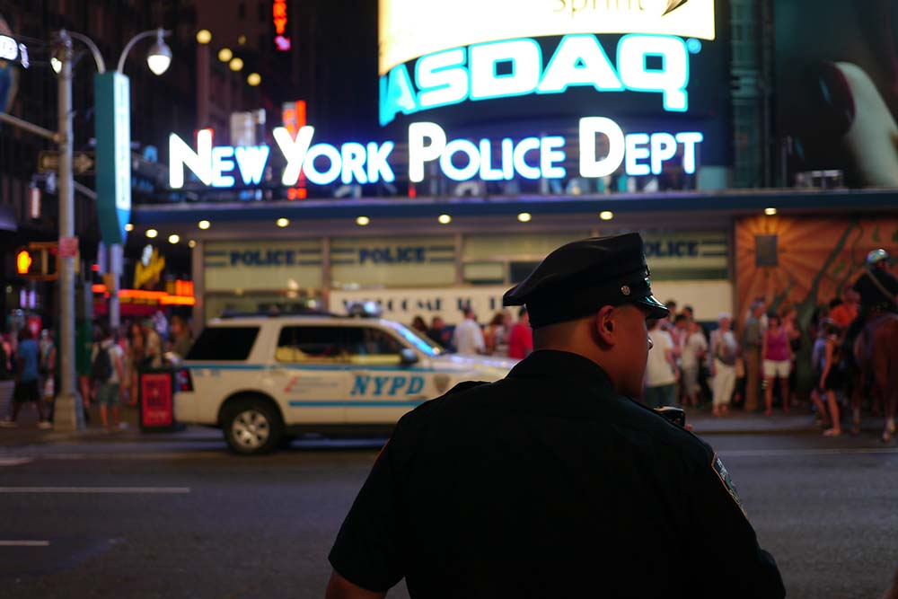 A police technology and surveillance hub first used in New York will launch in Victoria in 2017 following its successful use by the NYPD since 2005.