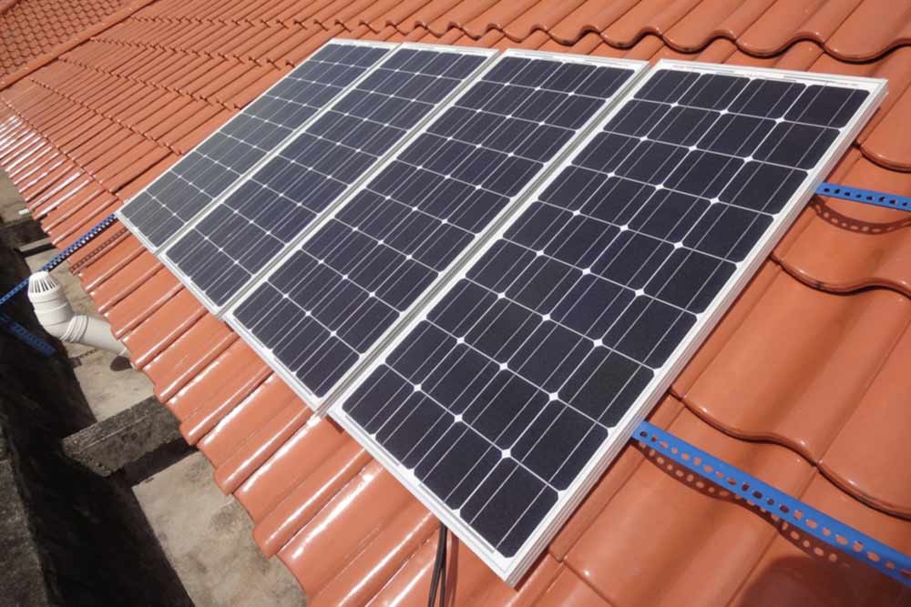 Public housing areas in Queensland will be powered through solar energy in a trial initiated by the state government to enable cheaper power.